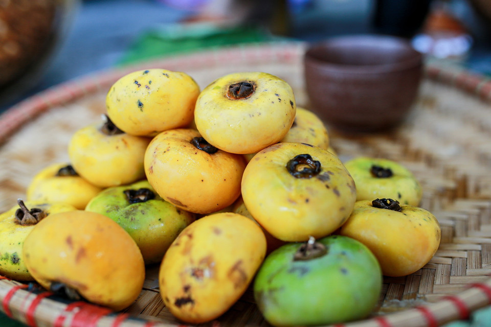 Những quả thị chín với hương thơm thanh mát thoang thoảng cũng mang đến cho mỗi người những cảm xúc, hoài niệm riêng. (Ảnh: Khánh Hòa/TTXVN)