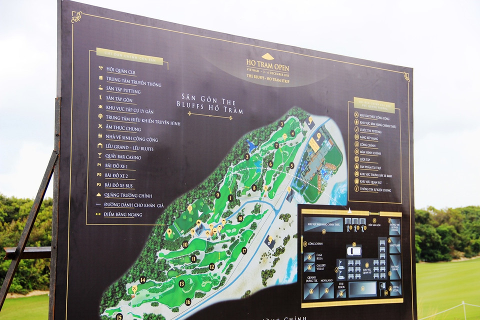 Sân golf 18 lỗ tuyệt đẹp The Bluffs do Greg Norman thiết kế là một thách thức không hề nhỏ cho các golf thủ. Yếu tố địa hình tự nhiên độc đáo của sân thách thức tất cả kỹ năng chơi golf của các golf thủ. (Ảnh: Trần Long/Vietnam+)