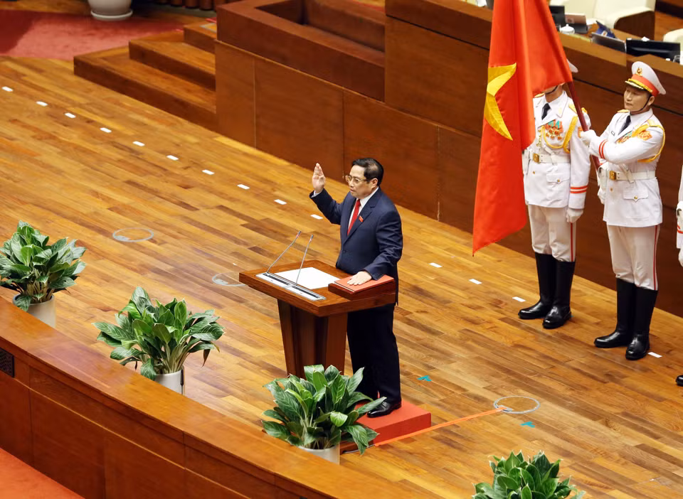 484/484 đại biểu có mặt biểu quyết tán thành, bằng 96,99% tổng số đại biểu Quốc hội đã biểu quyết bầu ông Phạm Minh Chính, Ủy viên Bộ Chính trị giữ chức Thủ tướng Chính phủ nhiệm kỳ 2021-2026. (Ảnh: Phạm Kiên/TTXVN)