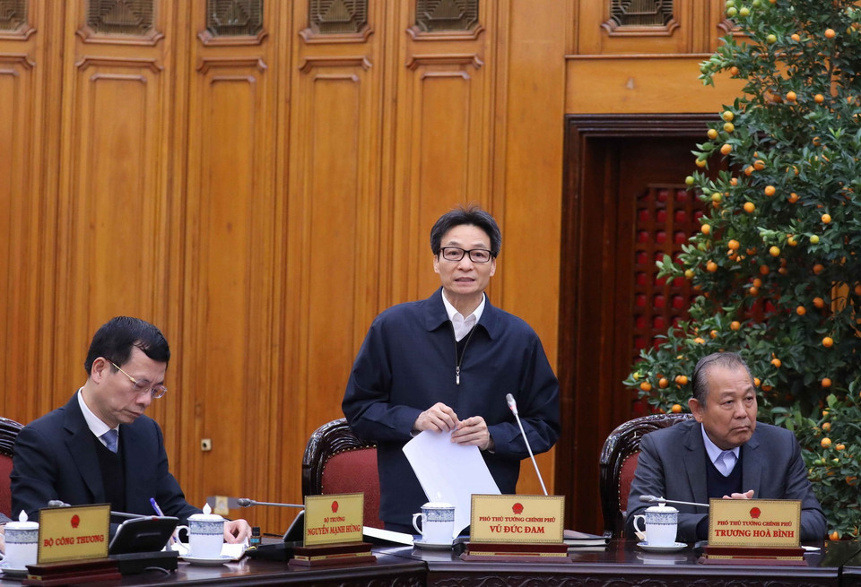 Phó Thủ tướng Vũ Đức Đam, Trưởng Ban Chỉ đạo Quốc gia về phòng, chống dịch bệnh viêm đường hô hấp cấp do nCoV gây ra, phát biểu tại phiên họp Thường trực Chính phủ về phòng chống dịch bệnh do nCoV, chiều 4/2. (Ảnh: Thống Nhất/TTXVN)