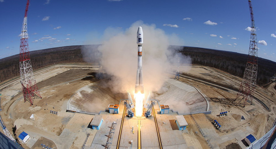 Tên lửa đẩy Soyuz đã bay lên thành công trong lần phóng đầu tiên tại sân bay vũ trụ Vostochny. (Nguồn: Sputnik) 