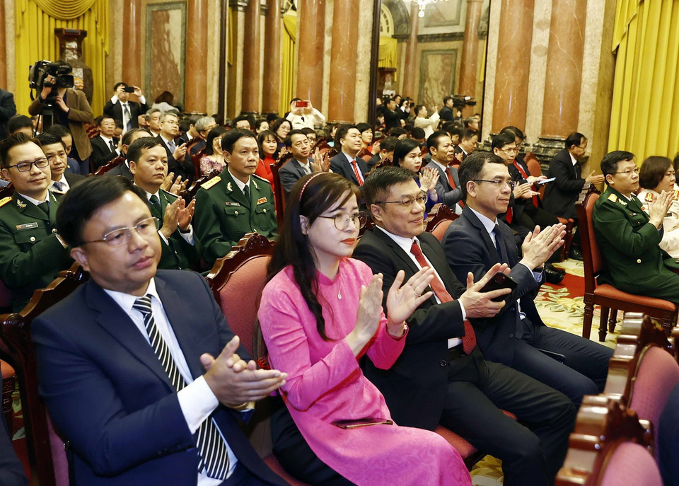 Các thầy thuốc, cán bộ y tế tiêu biểu toàn quốc tham dự buổi tiếp. (Ảnh: Thống Nhất/TTXVN)