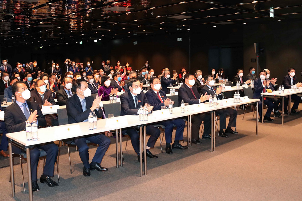  Đại biểu dự buổi gặp gỡ. (Ảnh: Doãn Tấn/TTXVN)