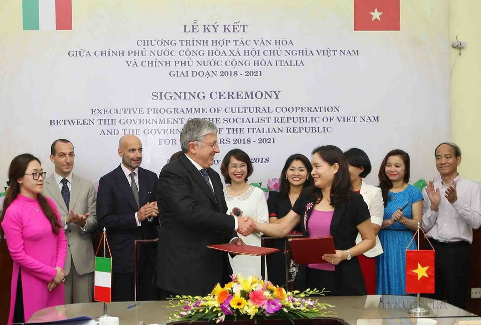 Công ty TNHH Piaggio Việt Nam tại Khu công nghiệp Bình Xuyên, tỉnh Vĩnh Phúc là hình mẫu tiêu biểu của doanh nghiệp Italy đầu tư tại Việt Nam nhiều năm qua. (Ảnh: Trần Việt/TTXVN)