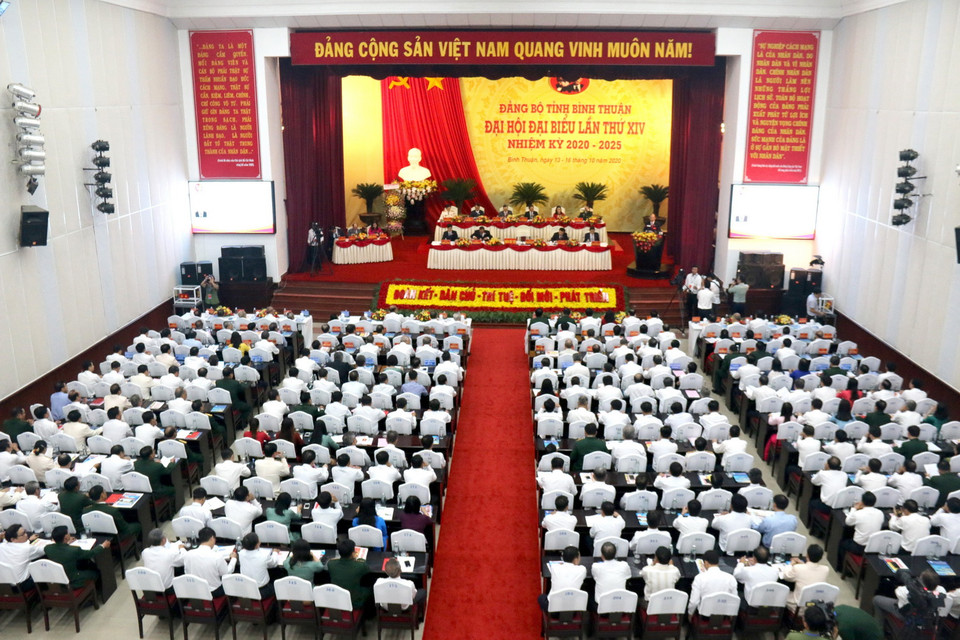 Toàn cảnh Đại hội đại biểu Đảng bộ tỉnh Bình Thuận lần thứ XIV, nhiệm kỳ 2020-2025. (Ảnh: Nguyễn Thanh/TTXVN)