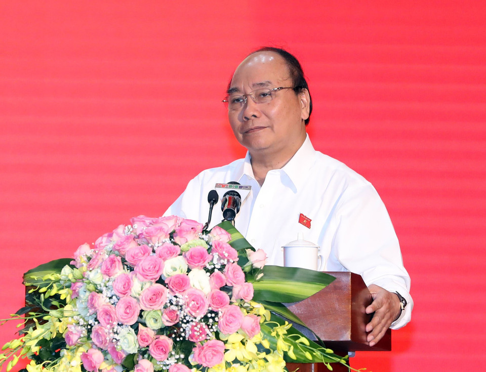 Thủ tướng Nguyễn Xuân Phúc phát biểu tại buổi tiếp xúc cử tri quận Hồng Bàng. (Ảnh: Thống Nhất/TTXVN)