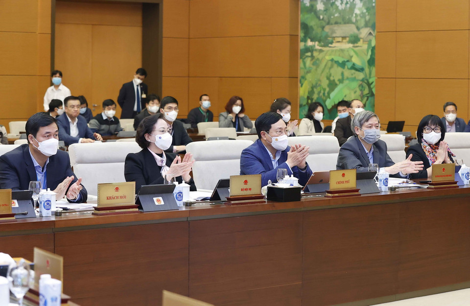 Phó Thủ tướng Thường trực Phạm Bình Minh và các đại biểu dự phiên khai mạc. (Ảnh: Doãn Tấn/TTXVN)