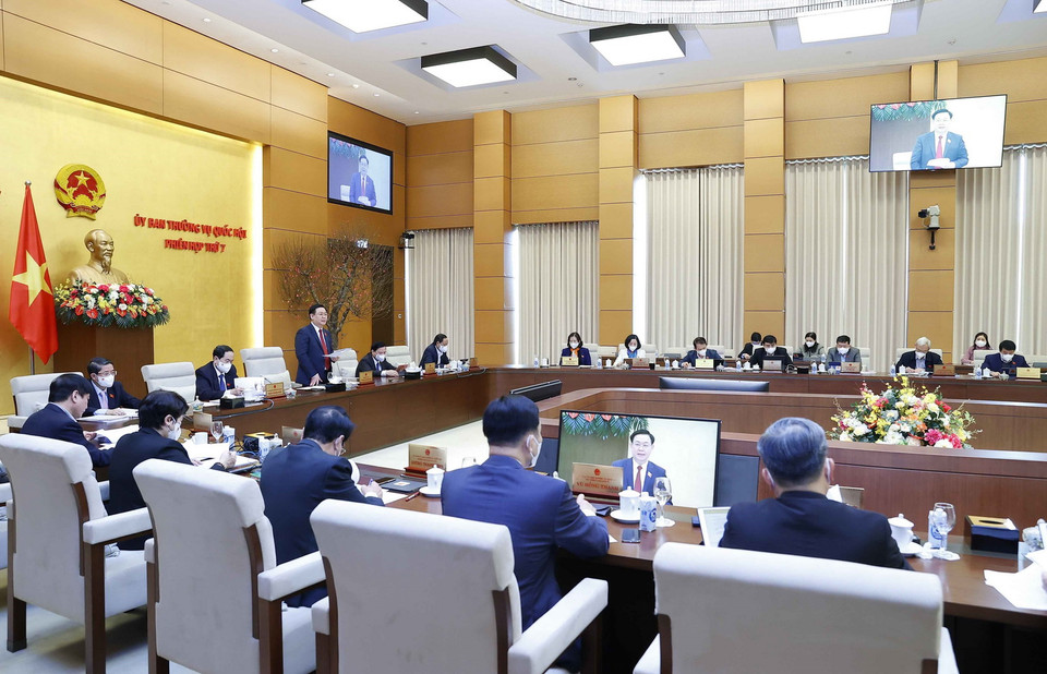 Các đại biểu nghe Chủ tịch Quốc hội Vương Đình Huệ phát biểu khai mạc. (Ảnh: Doãn Tấn/TTXVN)