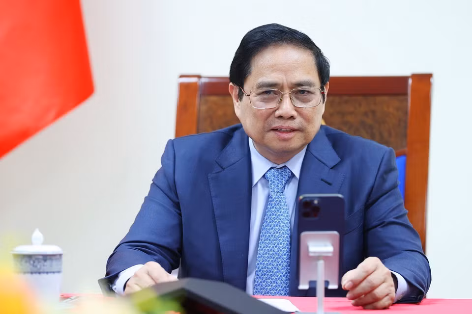  Thủ tướng Phạm Minh Chính điện đàm với Thủ tướng Campuchia Samdech Techo Hun Sen. (Ảnh: Dương Giang/TTXVN)