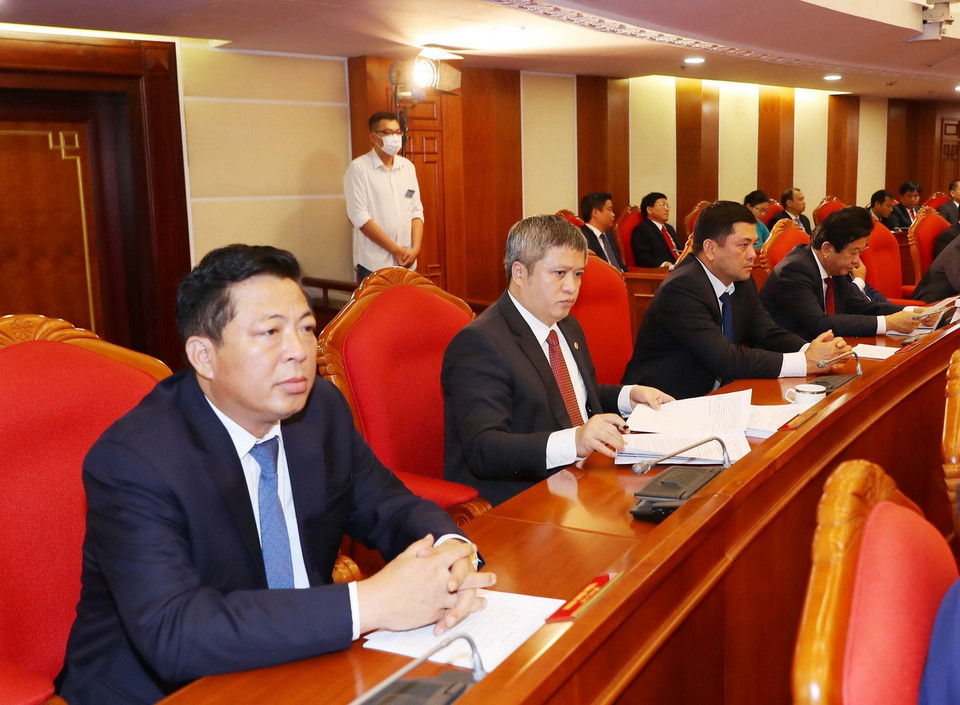 Các đại biểu dự phiên bế mạc Hội nghị lần thứ sáu Ban Chấp hành Trung ương Đảng khóa XII. (Ảnh: Trọng Đức/TTXVN)