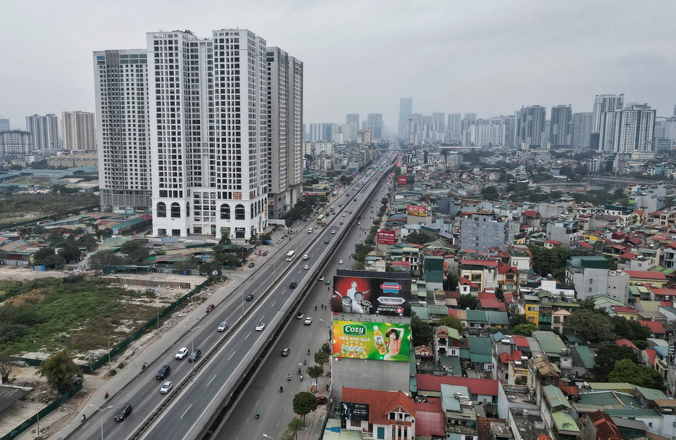 Đường Vành đai 3 trên cao thông thoáng cả hai chiều. (Ảnh: Tuấn Anh/TTXVN)