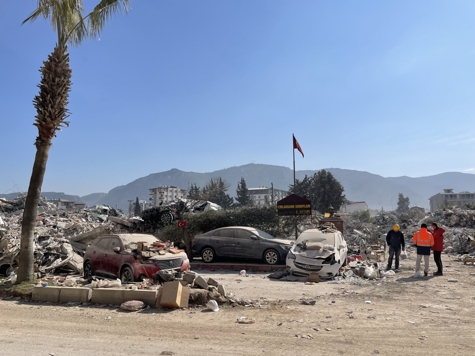 Cảnh tan hoang sau động đất tại Hatay. (Ảnh: Hải Linh/TTXVN)