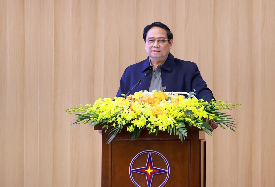 Thủ tướng Phạm Minh Chính phát biểu tại Hội nghị tổng kết dự án đường dây 500kV mạch 3 Quảng Trạch-Phố Nối. (Ảnh: Dương Giang/TTXVN)