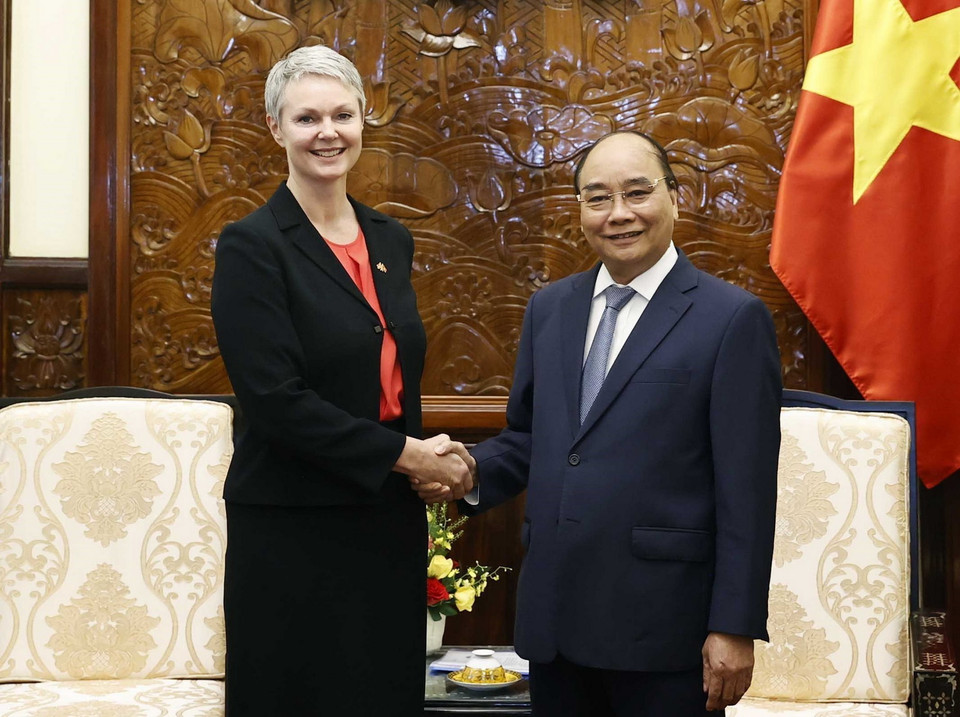 Chủ tịch nước Nguyễn Xuân Phúc tiếp Đại sứ Vương quốc Na Uy Hilde Solbakken. (Ảnh: Thống Nhất/TTXVN)