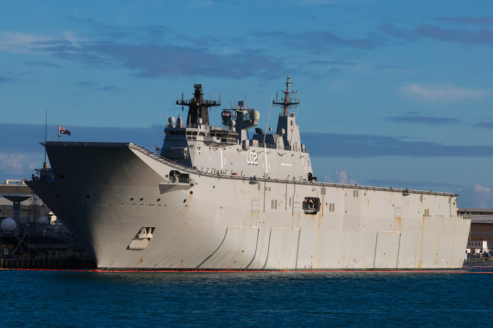  Tài đổ bộ HMAS Canberra. (Ảnh: Ngô Trần hải An/Vietnam+)