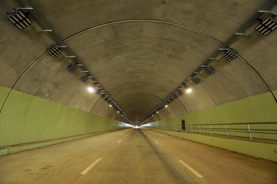 Hầm Thung Thi trên tuyến cao tốc Mai Sơn-Quốc lộ 45 đã cơ bản hoàn thành các hạng mục. (Ảnh: Tuấn Anh/TTXVN)