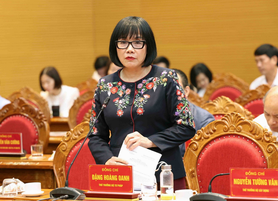 Thứ trưởng Bộ Tư pháp Đặng Hoàng Oanh phát biểu. (Ảnh: Nhan Sáng/TTXVN)