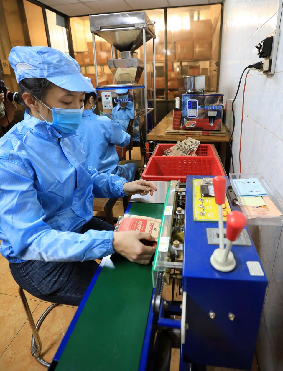 Đa dạng các sản phẩm càphê Buôn Ma Thuột dưới dạng thành phẩm được cung cấp cho thị trường trong nước và quốc tế. (Ảnh: Nhật Anh/TTXVN)