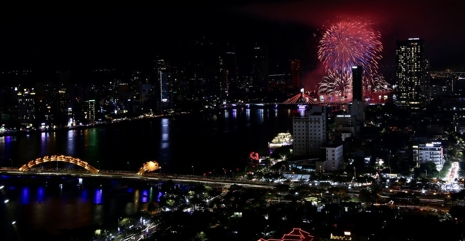 Màn trình diễn pháo hoa của đội Phần Lan. Ảnh: Trần Lê Lâm – TTXVN