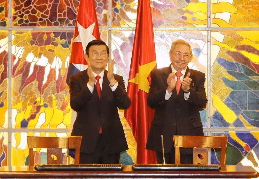 Chủ tịch Hội đồng Nhà nước và Hội đồng Bộ trưởng Cuba Raul Castro đón, hội đàm với Chủ tịch nước Trương Tấn Sang thăm hữu nghị chính thức Cuba (29/9/2015). (Ảnh: Nguyễn Khang/TTXVN)