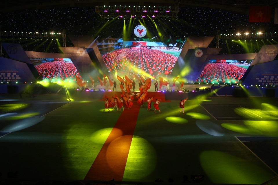 Tiết mục văn nghệ tại Lễ bế mạc. (Ảnh: Minh Quyết/TTXVN)