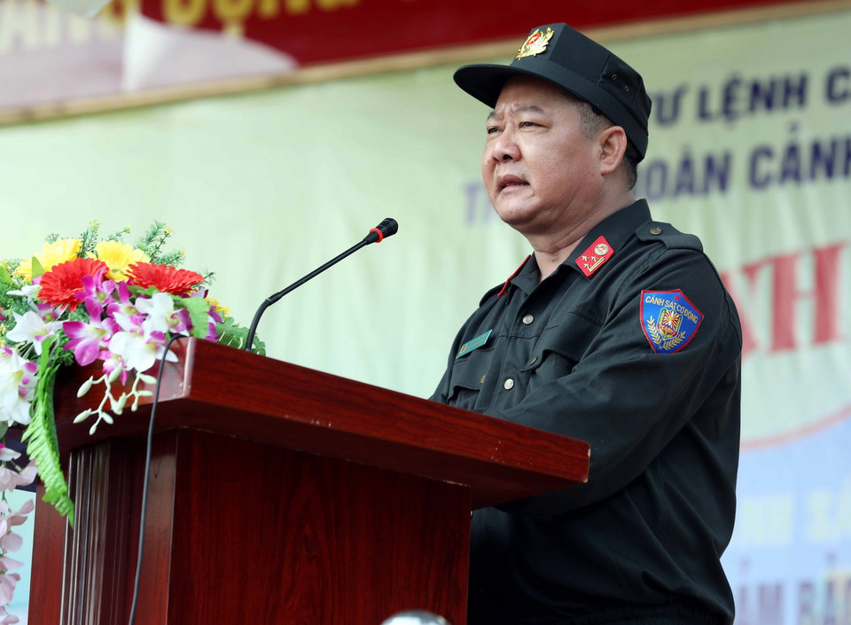 Thượng tá Ngô Đăng Khoa, Trung đoàn trưởng Trung đoàn CSCĐ Thủ đô phát biểu. (Ảnh: Phạm Kiên/TTXVN)