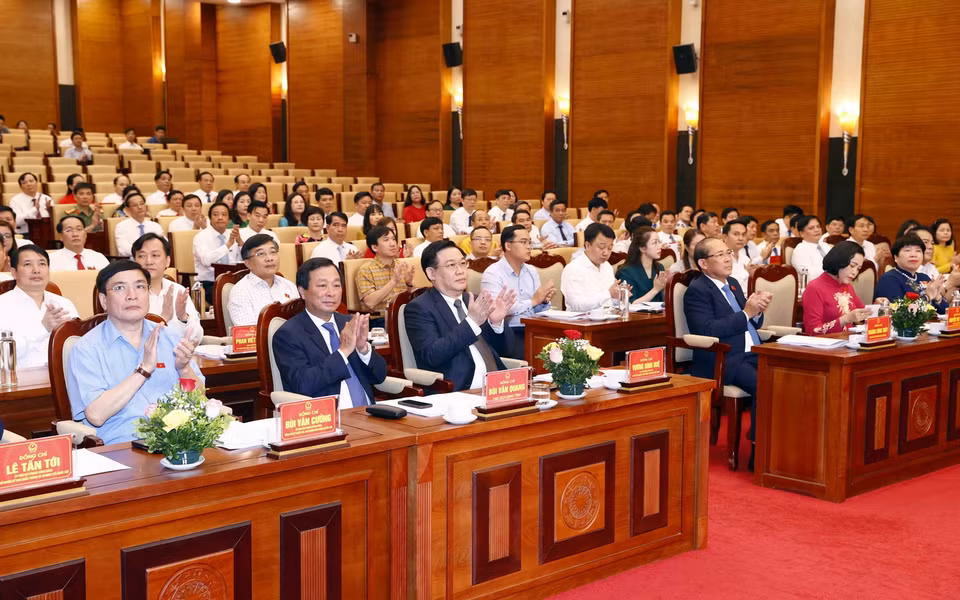 Chủ tịch Quốc hội Vương Đình Huệ và đại biểu dự khai mạc Kỳ họp. (Ảnh: Doãn Tấn/TTXVN)