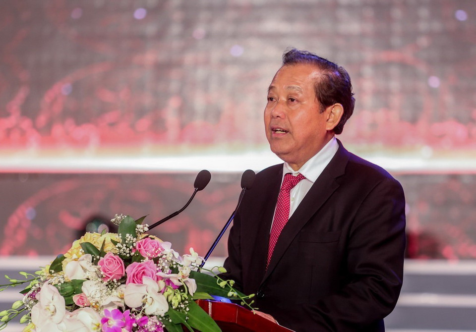 Phó Thủ tướng Thường trực Trương Hòa Bình phát biểu tại buổi lễ Bằng xếp hạng di tích lịch sử quốc gia đặc biệt Đền Cửa Ông. (Ảnh: Trung Nguyên/TTXVN)