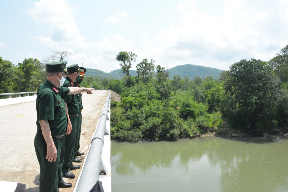 Khu vực ngầm để xe tăng vượt sông Sêrêpốk từ miền Bắc vào chiến trường miền Nam. (Ảnh: Tuấn Anh/TTXVN)