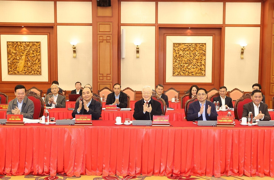 Các lãnh đạo trong Bộ Chính trị tại buổi làm việc. (Ảnh: Trí Dũng/TTXVN)