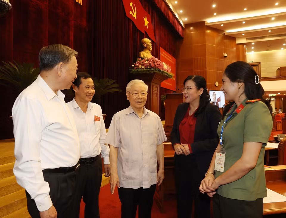 Tổng Bí thư Nguyễn Phú Trọng và các đại biểu dự hội nghị. (Ảnh: Trí Dũng/TTXVN)