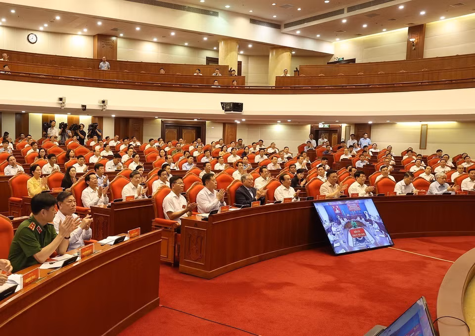 Các đồng chí lãnh đạo Đảng, Nhà nước và đại biểu dự hội nghị. (Ảnh: Trí Dũng/TTXVN)