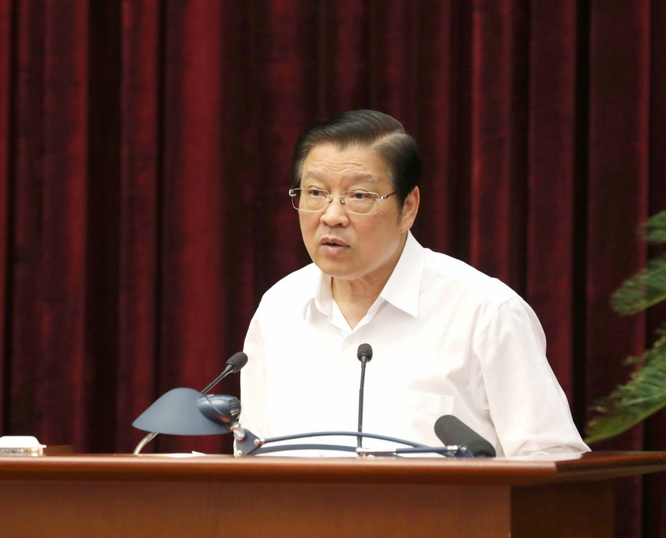 Ông Phan Đình Trạc, Ủy viên Bộ Chính trị, Bí thư Trung ương Đảng, Trưởng Ban Thường trực Ban Nội chính Trung ương, Phó Trưởng Ban Thường trực Ban Chỉ đạo phát biểu tại Hội nghị. (Ảnh: Phương Hoa/TTXVN)