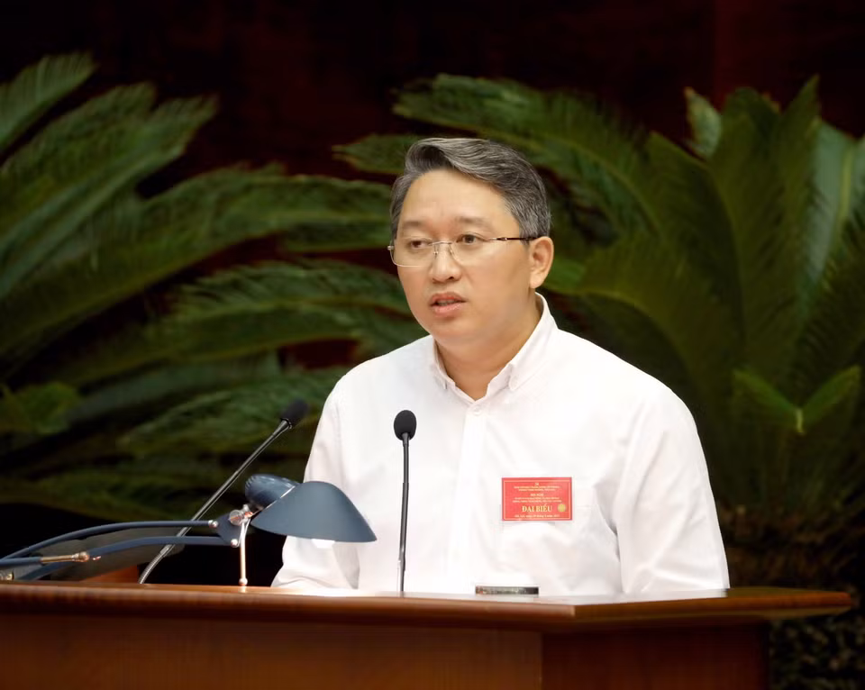 Ông Nguyễn Hải Ninh, Ủy viên Trung ương Đảng, Bí thư Tỉnh ủy, Trưởng Ban Chỉ đạo phòng chống tham nhũng, tiêu cực tỉnh Khánh Hòa tham luận. (Ảnh: Phương Hoa/TTXVN)