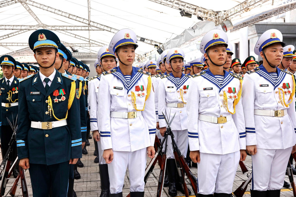 Công tác chuẩn bị cho Lễ truy điệu và đưa tang Tổng Bí thư Nguyễn Phú Trọng. (Ảnh: TTXVN)