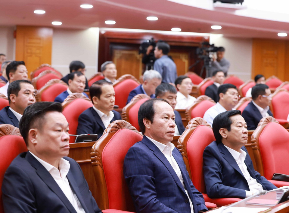 Các đại biểu dự Hội nghị Ban Chấp hành Trung ương Đảng khoá XIII, ngày 25/11. (Ảnh: Thống Nhất/TTXVN)