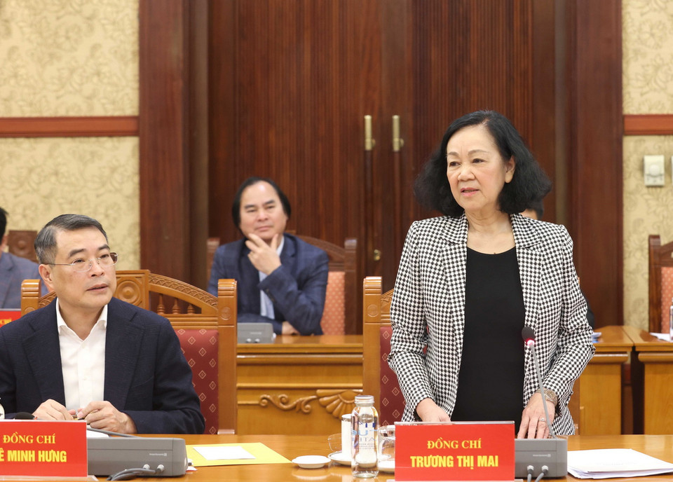 Bà Trương Thị Mai, Ủy viên Bộ Chính trị, Thường trực Ban Bí thư, Trưởng Ban Tổ chức Trung ương; Trưởng Tiểu ban phát biểu chỉ đạo cuộc họp. (Ảnh: Phương Hoa/TTXVN)