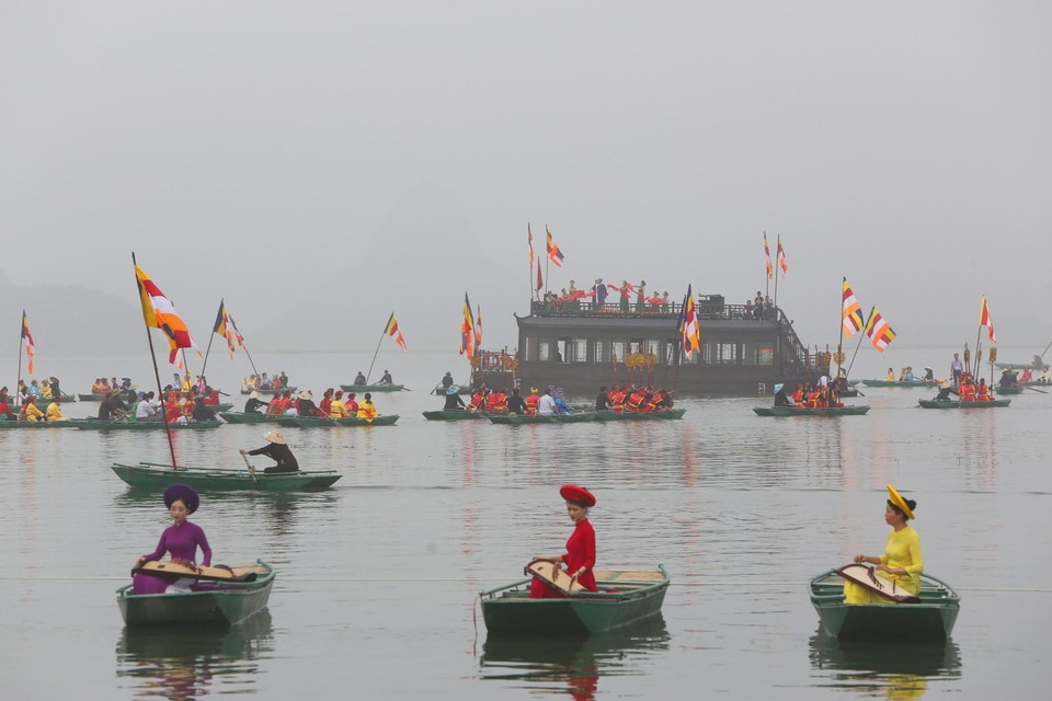 Quang cảnh bên ngoài Trung tâm Văn hóa Phật giáo Tam Chúc trước giờ khai mạc. (Ảnh: Thành Đạt/TTXVN)
