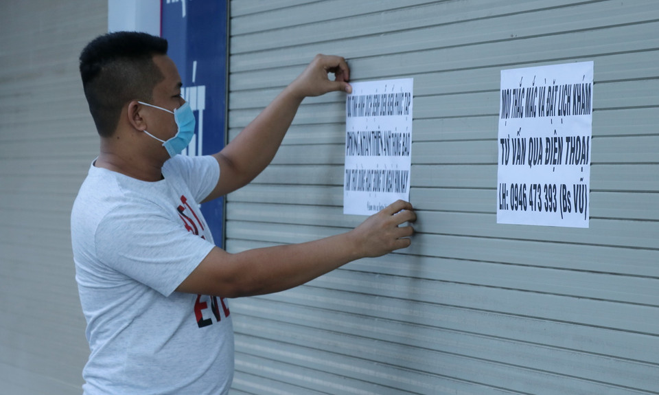 Người dân chấp hành nghiêm các biện pháp phòng chống dịch COVID-19. (Ảnh: Phạm Cường/TTXVN)