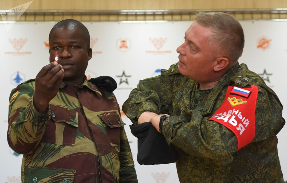 Lễ rút thăm chia bảng thi đấu đã diễn ra hôm 24/7. (Nguồn: Sputnik)