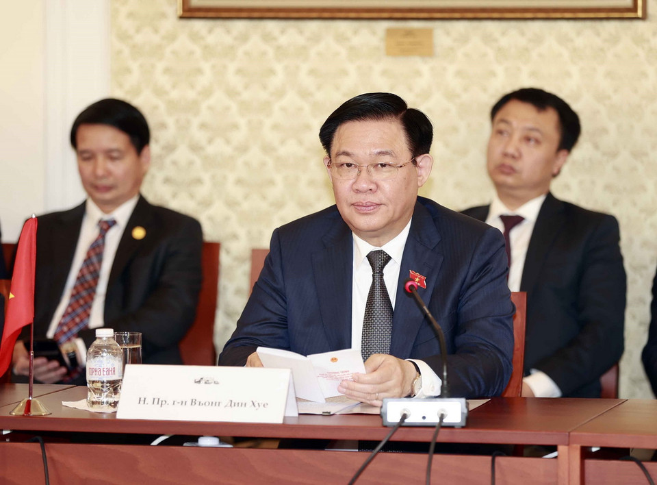 Chủ tịch Quốc hội Vương Đình Huệ phát biểu tại hội đàm. (Ảnh: Doãn Tấn/TTXVN)