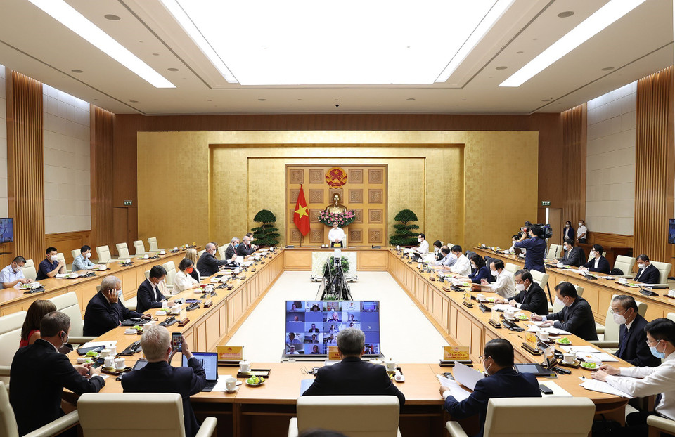 Thủ tướng Phạm Minh Chính phát biểu tại buổi làm việc với các doanh nghiệp châu Âu tại Việt Nam. (Ảnh: Dương Giang/TTXVN)