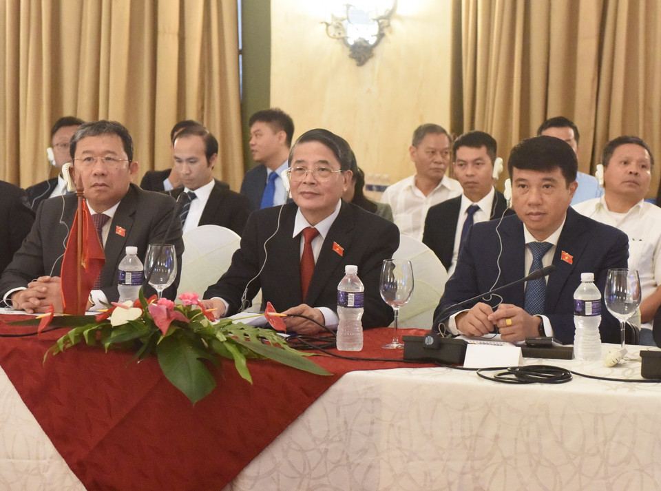 Phó Chủ tịch Quốc hội Nguyễn Đức Hải đồng chủ trì phiên họp. (Ảnh: Việt Hùng/TTXVN)