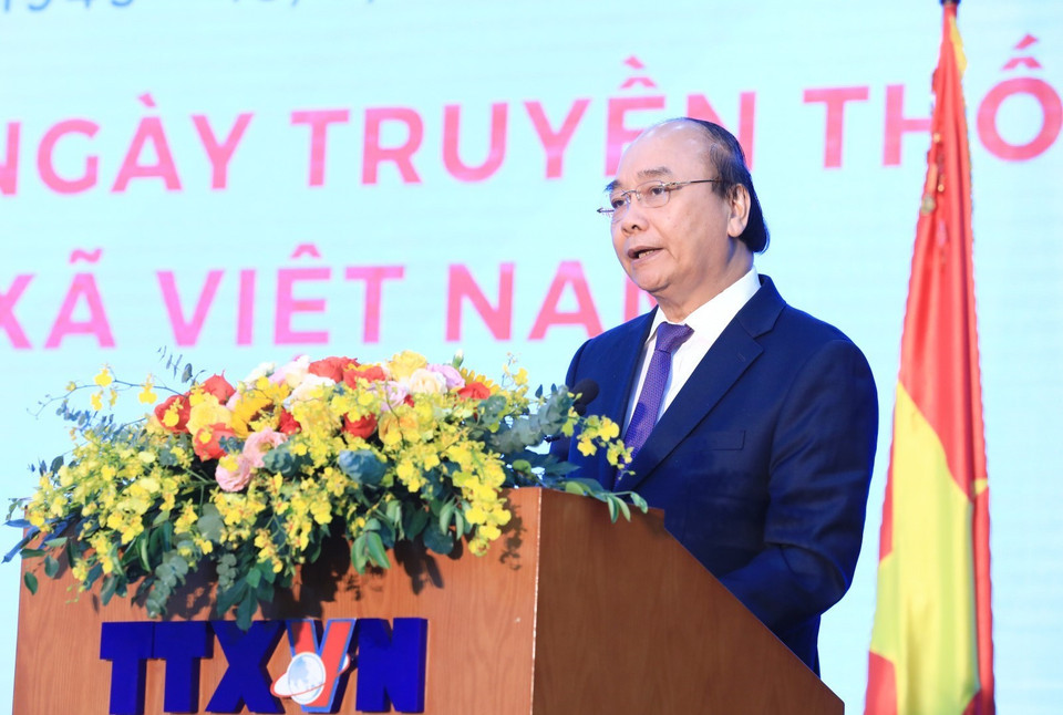 Thủ tướng Nguyễn Xuân Phúc phát biểu tại Lễ kỷ niệm 75 năm Ngày thành lập Thông tấn xã Việt Nam (15/9/1945-15/9/2020). (Ảnh: Thành Đạt/TTXVN)