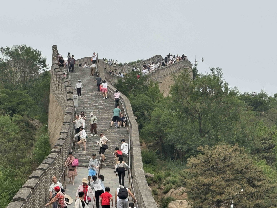 Bát Đạt Lĩnh có bề ngang đủ rộng để 5 con ngựa cùng 10 người lính đi diễu hành qua theo hàng ngang. (Ảnh: Công Tuyên/TTXVN)