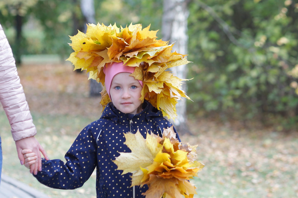  Thời tiết nắng ấm pha chút se lạnh vào đầu mùa thu thuận tiện cho người dân ra công viên tận hưởng vẻ đẹp độc đáo của thiên nhiên.