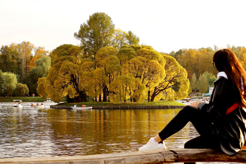  Mùa Hè rớt hay còn gọi là Babye leto hay Indian summer xuất hiện trong thơ ca và văn học tại nhiều quốc gia châu Âu, ca ngợi vẻ đẹp kỳ diệu của thiên nhiên vào mùa Thu. (Ảnh: Hiếu Trần/Vietnam+)