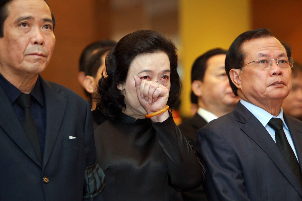 Các lãnh đạo, nguyên lãnh đạo Đảng, Nhà nước dự Lễ truy điệu nguyên Thủ tướng Phan Văn Khải. (Ảnh: TTXVN)