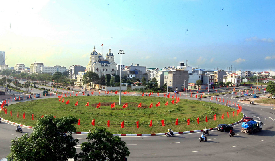  Vòng xuyến ngã tư đường Lê Hồng Phong - đường World Bank là nút giao thông trọng điểm trên địa bàn thành phố Hải Phòng. (Ảnh: An Đăng/TTXVN)