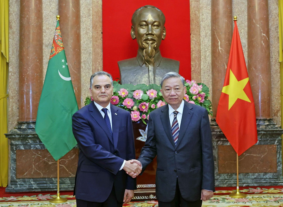 Chủ tịch nước Tô Lâm tiếp Đại sứ Turkmenistan Parakhat Durdyev. (Ảnh: Nhan Sáng/TTXVN)